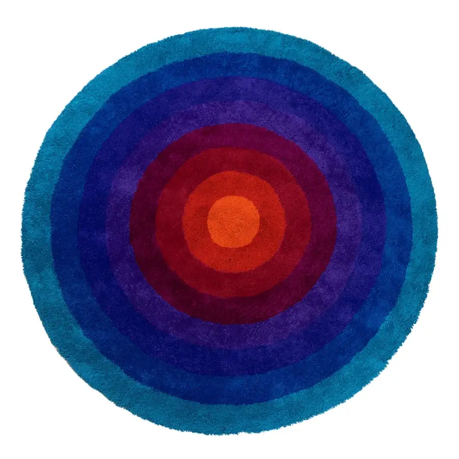 Lavish Amini Romantica-Circle rug crafted from New Zealand wool with gradient color bands and shaggy texture