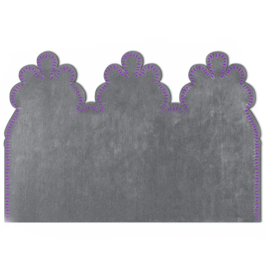 Distinctive Egoitaliano Merlino rug handwoven with muted gray wool, showcasing a decorative border with contrasting purple stitching