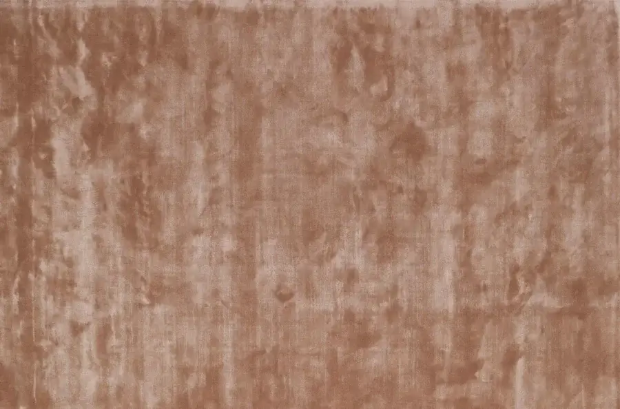 Distinguished Egoitaliano Petra rug with a subtle texture in dusty rose cotton and tencel, embodying artisanal Italian craftsmanship