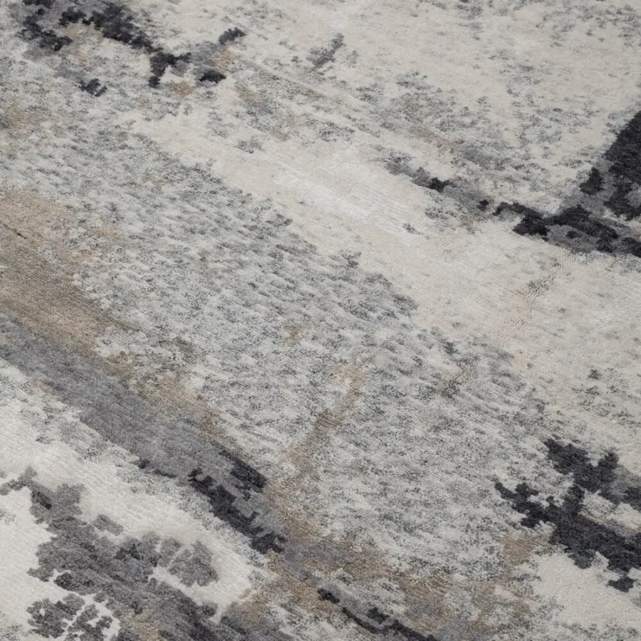 Superior Amini Pangea rug hand-knotted with wool and bamboo silk in blended gray and beige tones with a hand-washed finish