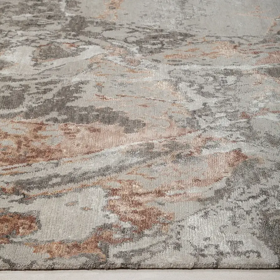 Superior Amini Pangea Geo rug hand-knotted in wool and bamboo silk with flowing shapes and a hand-washed carved texture