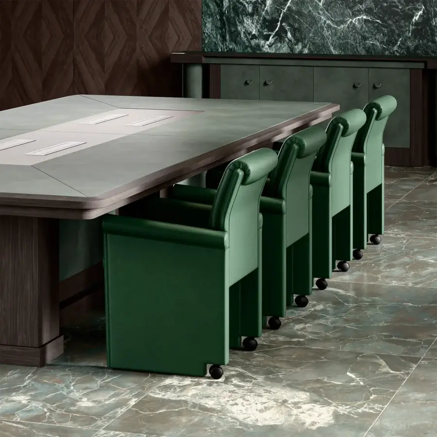 G25 V Armchair #7