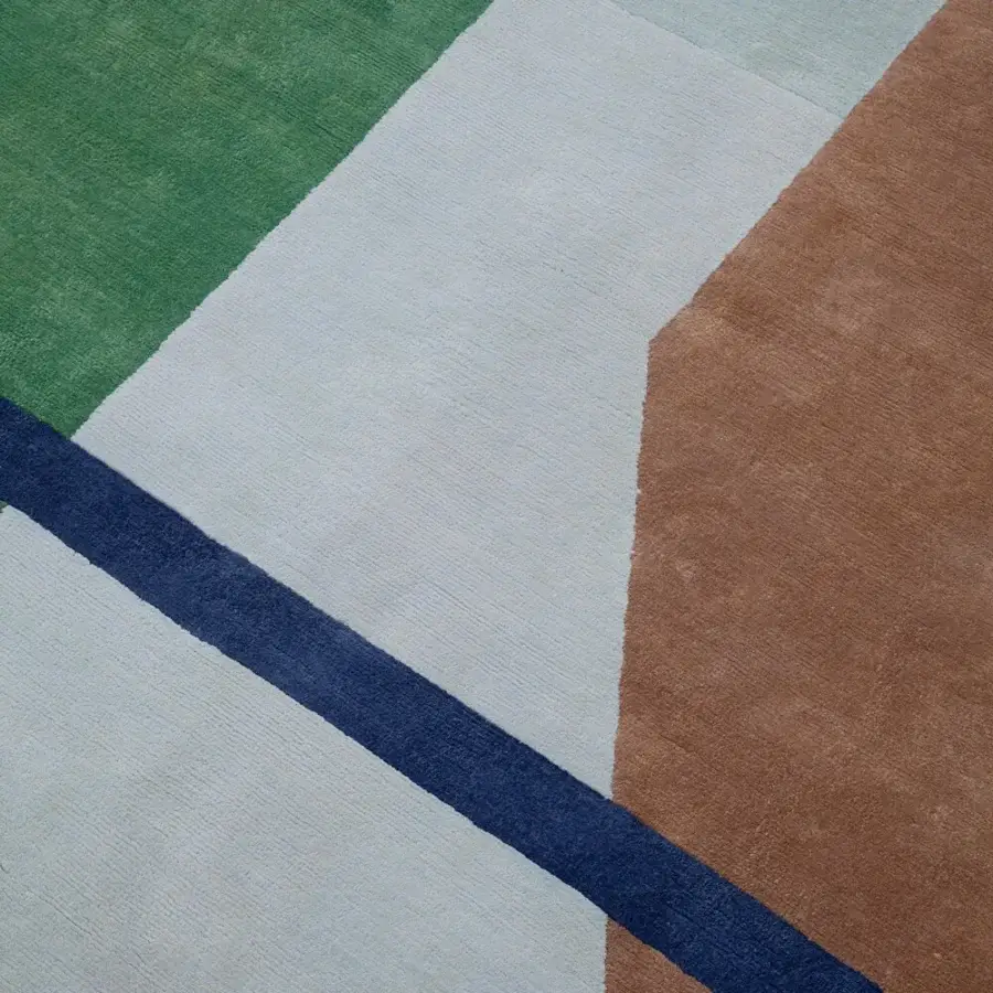 Superior Amini Nostalghia rug with geometric design hand-knotted in organic cotton with natural dyes and carved finish