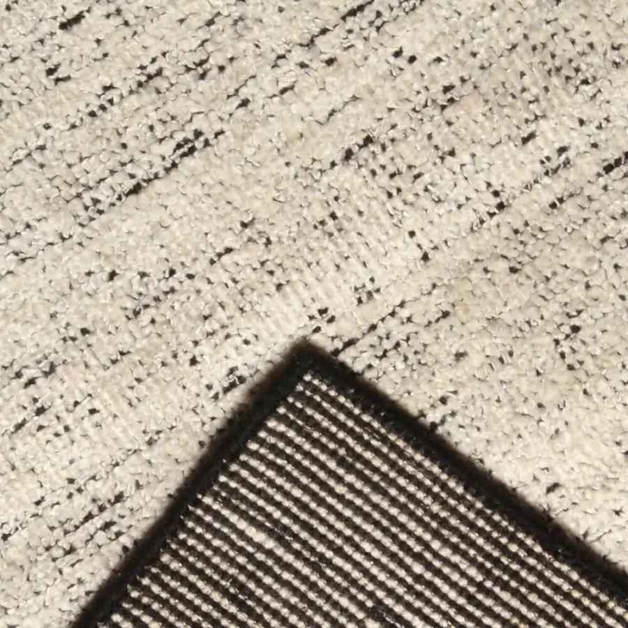 Elegant Amini Perla rug hand-knotted in light bamboo silk and wool with a mottled matte finish
