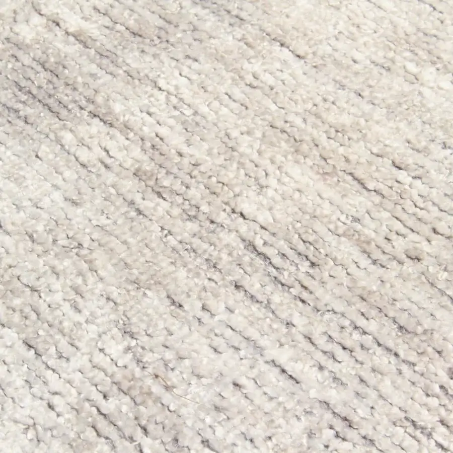 Lavish Amini Perla rug hand-knotted in pale beige bamboo silk and wool with a refined monochrome edge