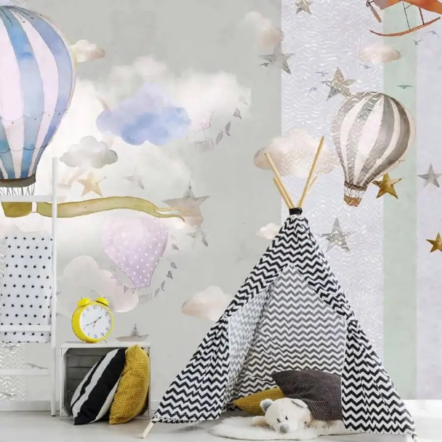 Exceptional Adriani e Rossi Kids Jad wallpaper with pastel shades and golden stars crafted in premium fiberglass with a matte finish