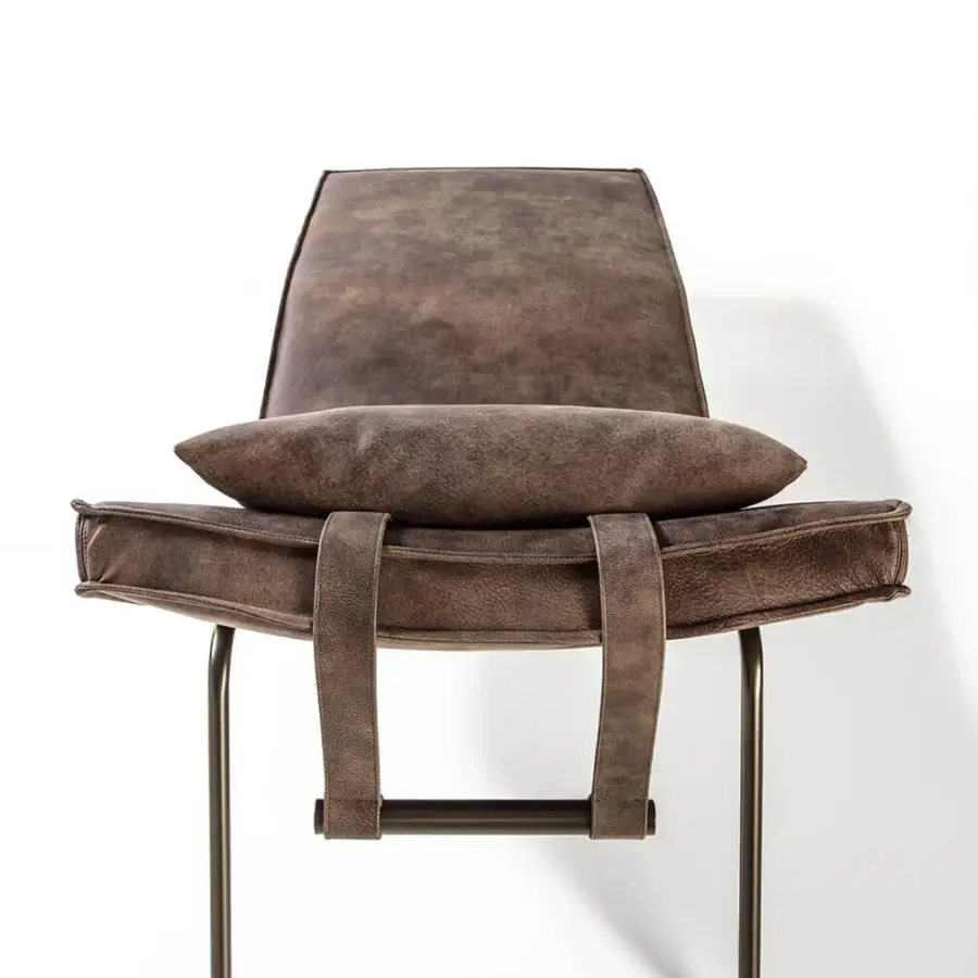 Distinguished Enrico Pellizzoni Daybed Chaise Lounge crafted in textured muted brown leather with a slender metal frame