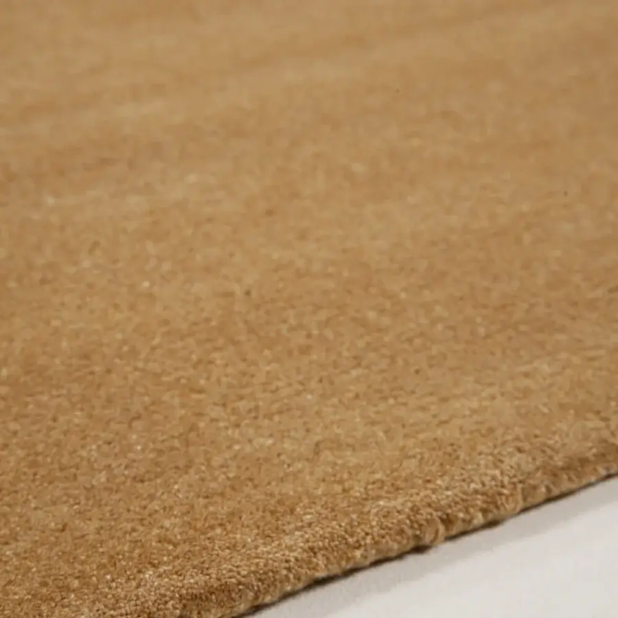 Distinguished Amini Teorema Hybrid rug hand-tufted in India with wool and tencel, exhibiting a textured surface and meticulous carving