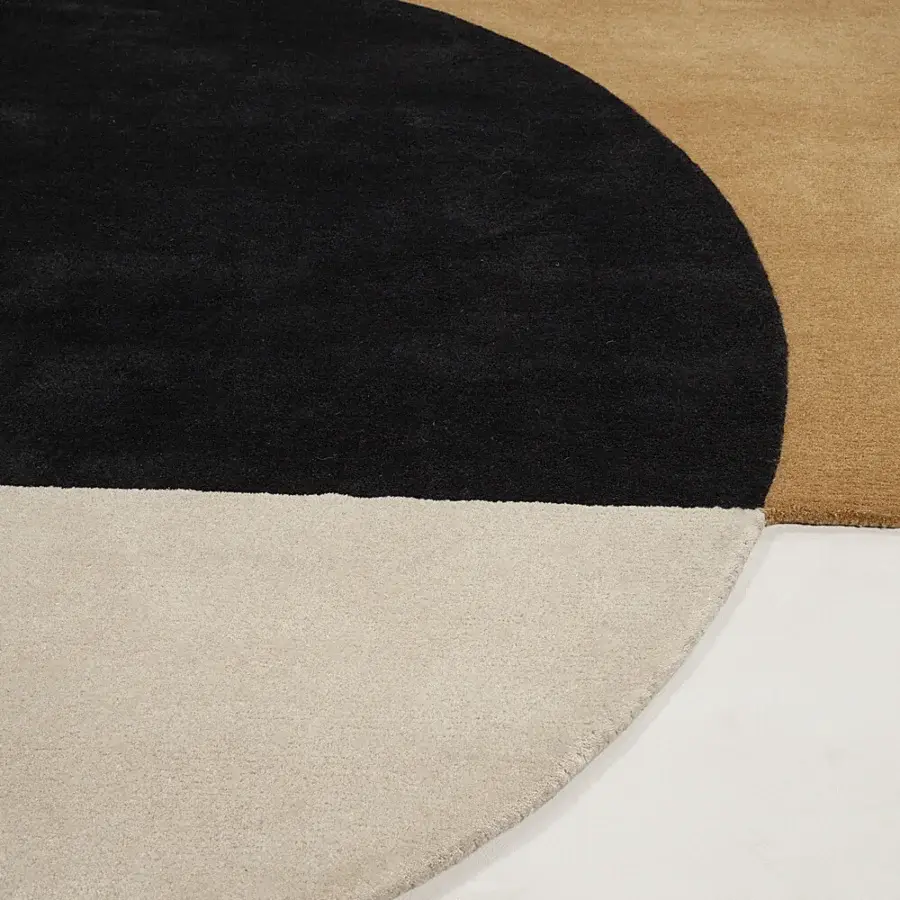 Superior Amini Teorema Hybrid rug hand-tufted in India with wool and tencel exhibiting black, golden-yellow, and beige tones with a two-level pile