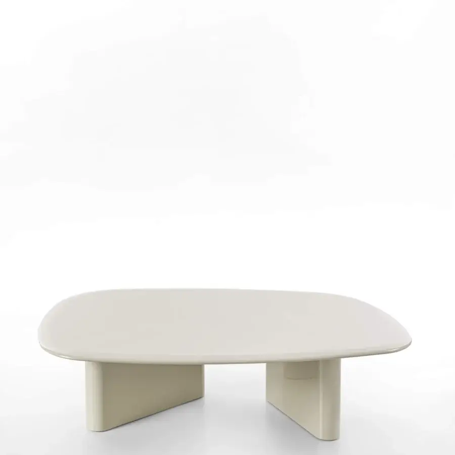 Superior Porada Callisto Brillo coffee table crafted in Italy with a pale beige lacquer and gently curved edges