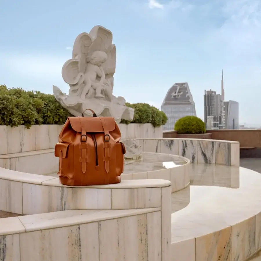 Elegant Mascheroni Biggie backpack crafted in smooth tanned leather with a satin finish for comfortable journeys
