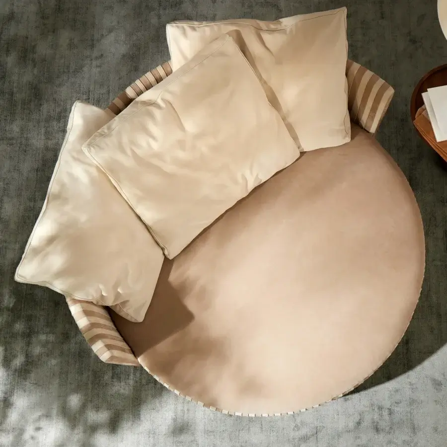 Distinguished Mascheroni Oyster daybed crafted in muted beige textile with innovative leather detailing and plush matte finish
