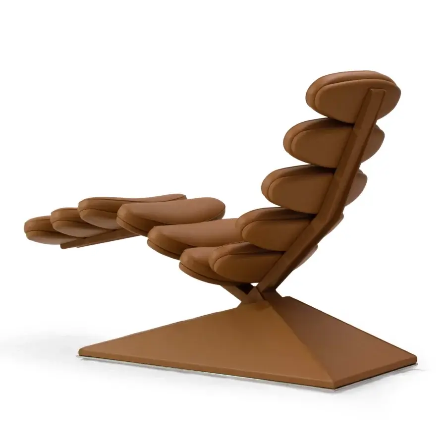 Exceptional Mascheroni Concorde lounge chair with warm medium-toned brown leather and a rotating steel base built in Italy