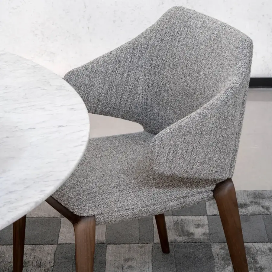 Hiru Chair #9