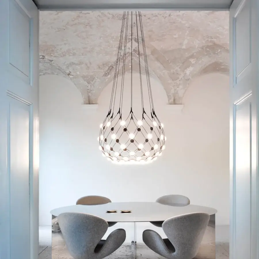 Distinguished Luceplan Mesh Wireless suspension lamp crafted in neutral silver with flexible steel cables and polycarbonate lenses