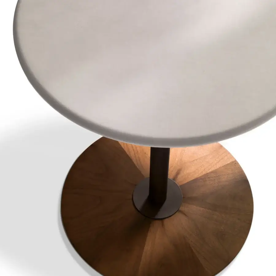 Exceptional Giorgetti Magica side table crafted with Canaletto walnut, bronze-painted metal and tactile leather in light neutral tones with a satin finish
