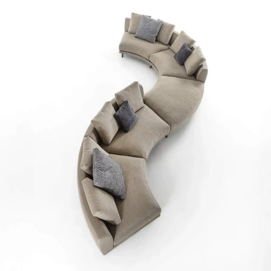 Superior Porada Étienne sofa with neutral beige Microflock upholstery, pewter grey metal feet and blended leather cushions