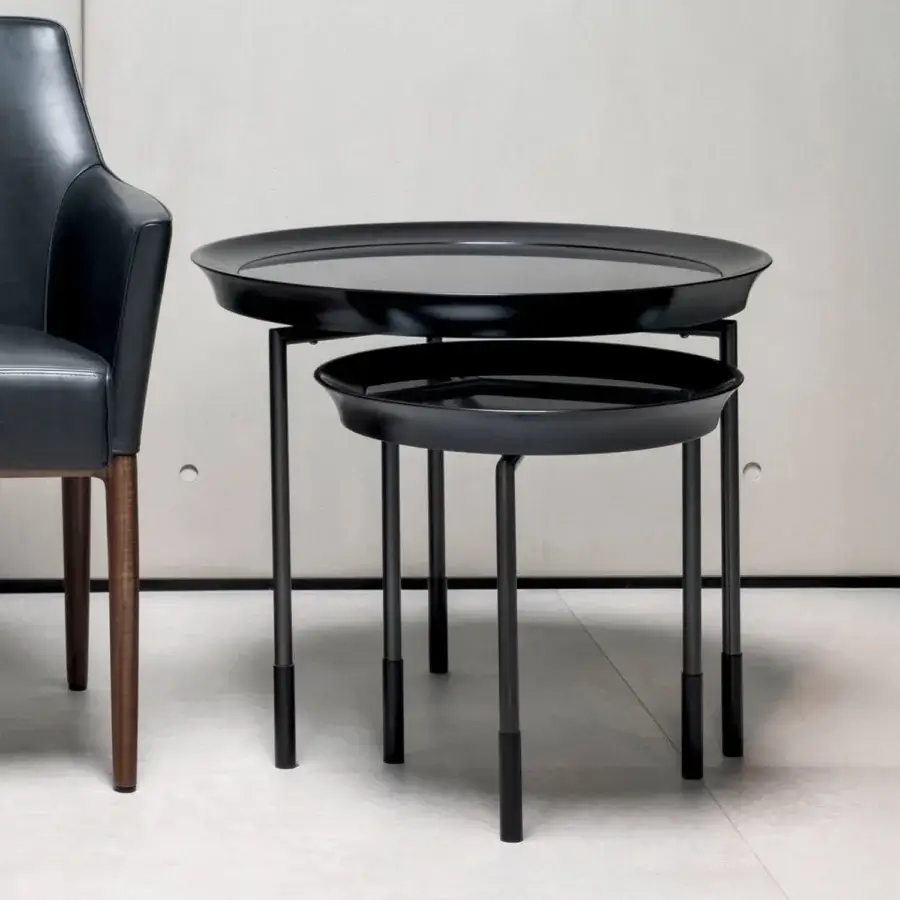 Distinguished Giorgetti Athene side table with polished maple, radiant Pau Ferro insert and glazed bronzed metal legs in dark matte finish