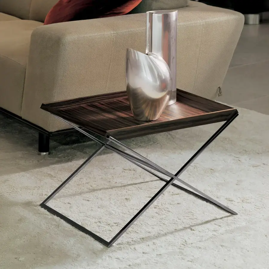 Superior Giorgetti Dual Auxiliary Table with dark brown Canaletto walnut surfaces and blackened steel base exhibiting a glossy finish
