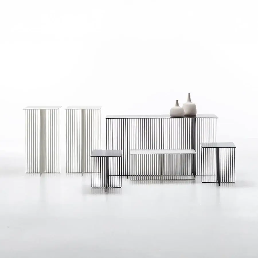 Superior LaCividina Accursio Outdoor table with dark gray metal frame and smooth matte finish