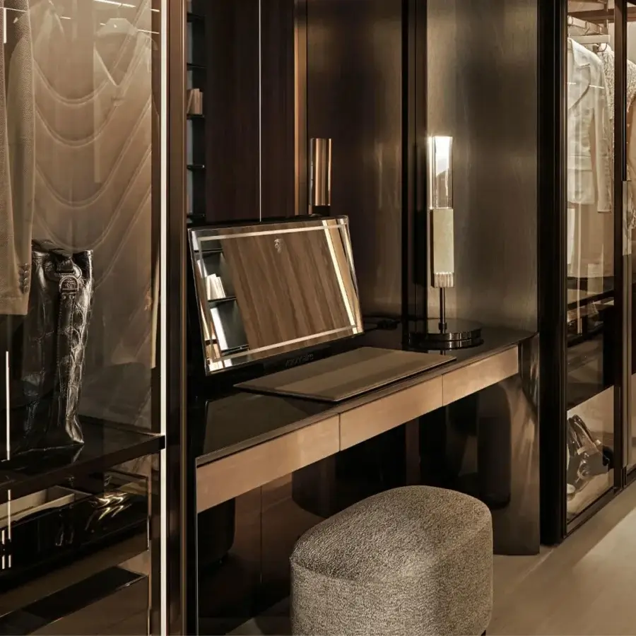 Exclusive Visionnaire Milano lamp with warm brown marble and embossed steel in satin finishes