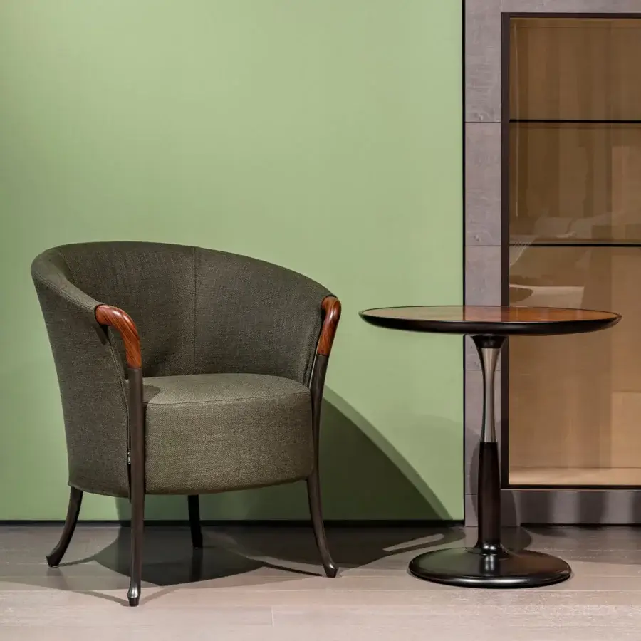 Elegant Giorgetti Oti side table crafted with polished maple wood and a satin-finished bronze column insert