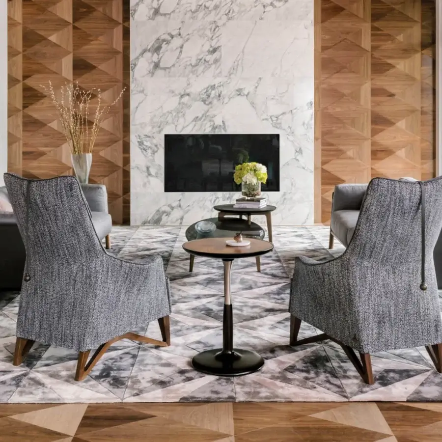 Elegant Giorgetti Oti side table with polished Pau ferro veneer tabletop and satin black nickel-plated aluminum column base