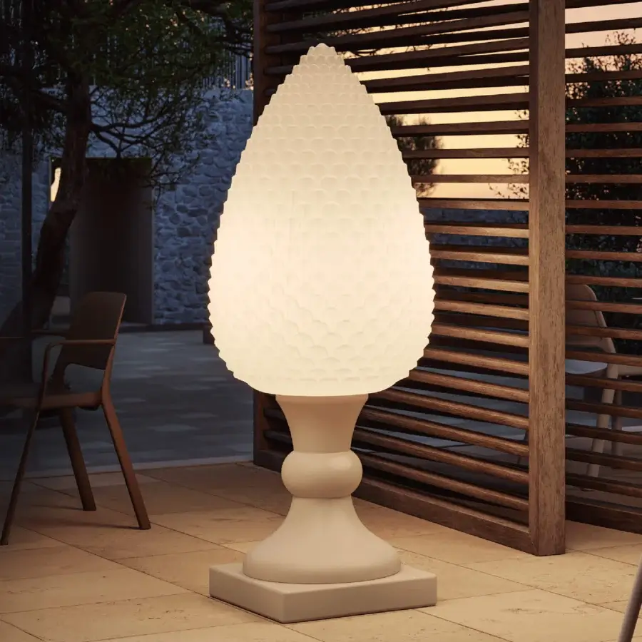Exceptional MY YOUR Pina floor lamp with textured off-white scales and a smooth curvilinear base crafted in Italy