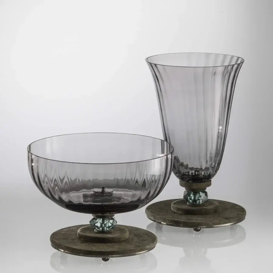 Distinguished Euroluce Dahlia vase & centerpiece in fumé-toned glass with viridian nabuk and striking viridian crystals