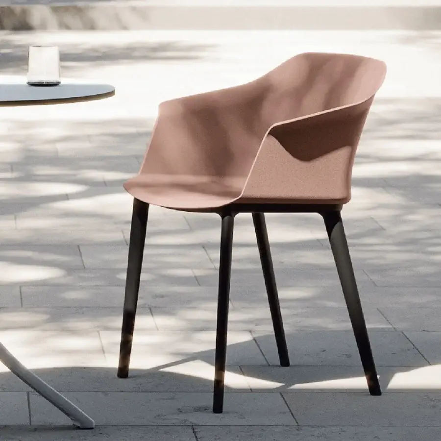 Distinguished MY YOUR Sofia armchair with curved molded shell in dusty rose polypropylene and dark-toned metal legs