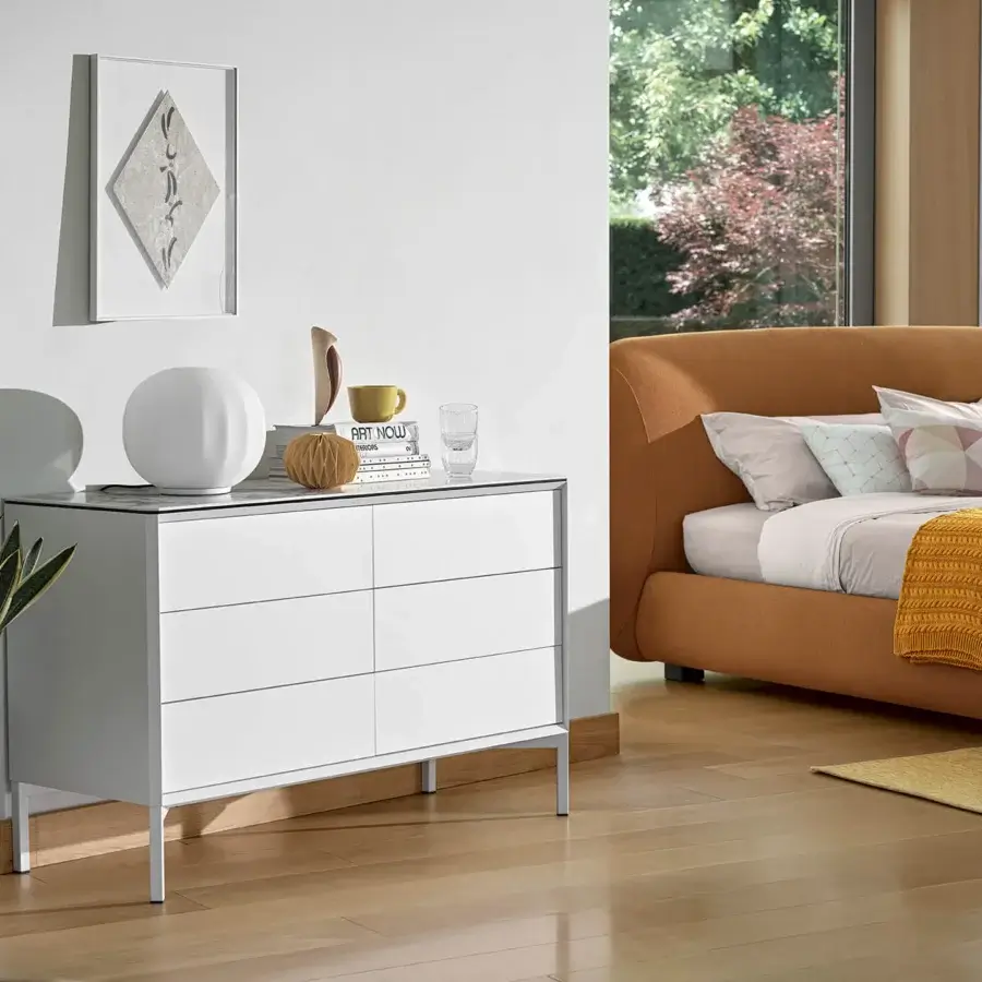 Superior Luceplan Lita table lamp with textured opaline blown-glass diffuser and white-painted aluminum support