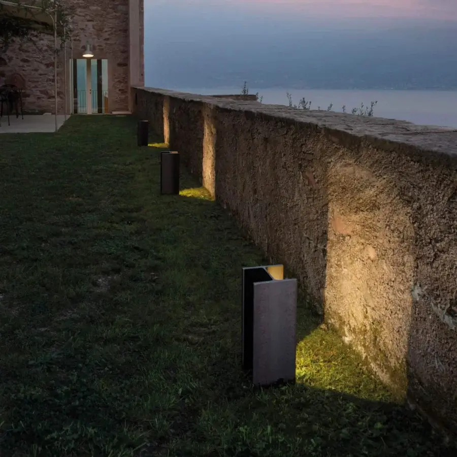 Superior Nemo Lighting Mais Plus Que Cela Je Ne Peux Pas floor lamp in dark gray matte steel with warm off-white inset panel and LED lighting
