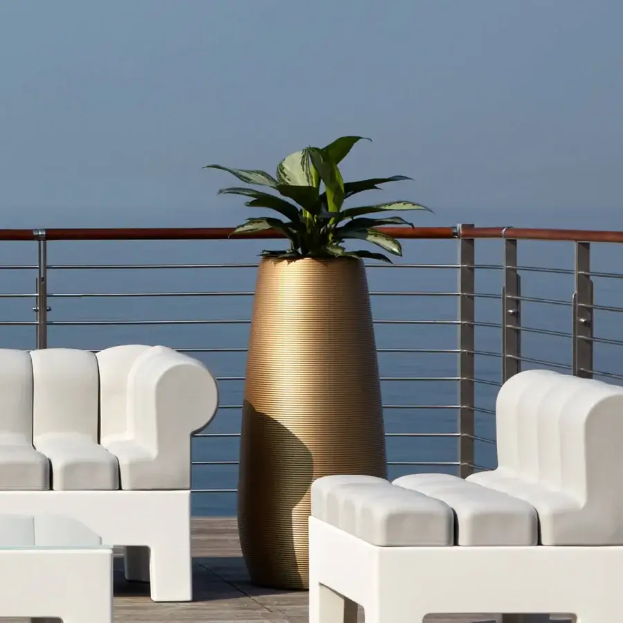 Lavish MY YOUR Pandora planter crafted in metallic gold Poleasy® with embossed printed texture