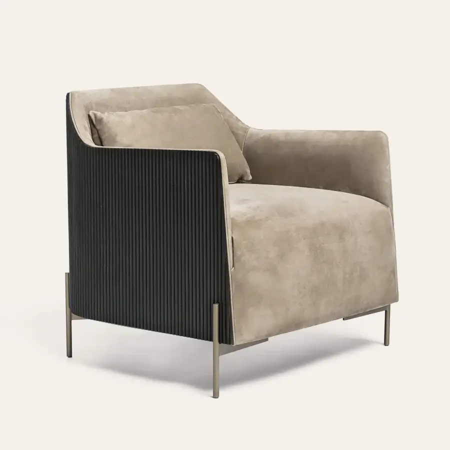 Exceptional Shake Hege lounge chair with curved ash-plywood frame and sleek varnished steel legs in a muted beige textured upholstery