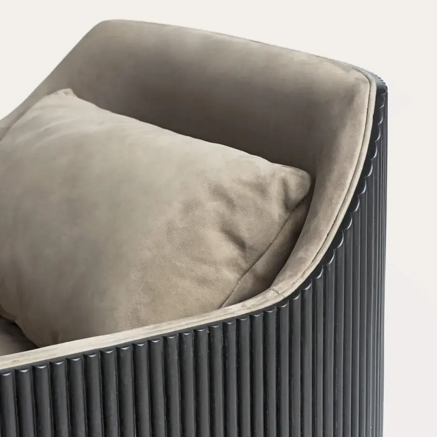 Lavish Shake Hege lounge chair crafted with curved ash-plywood, varnished steel legs and textured light gray textile upholstery