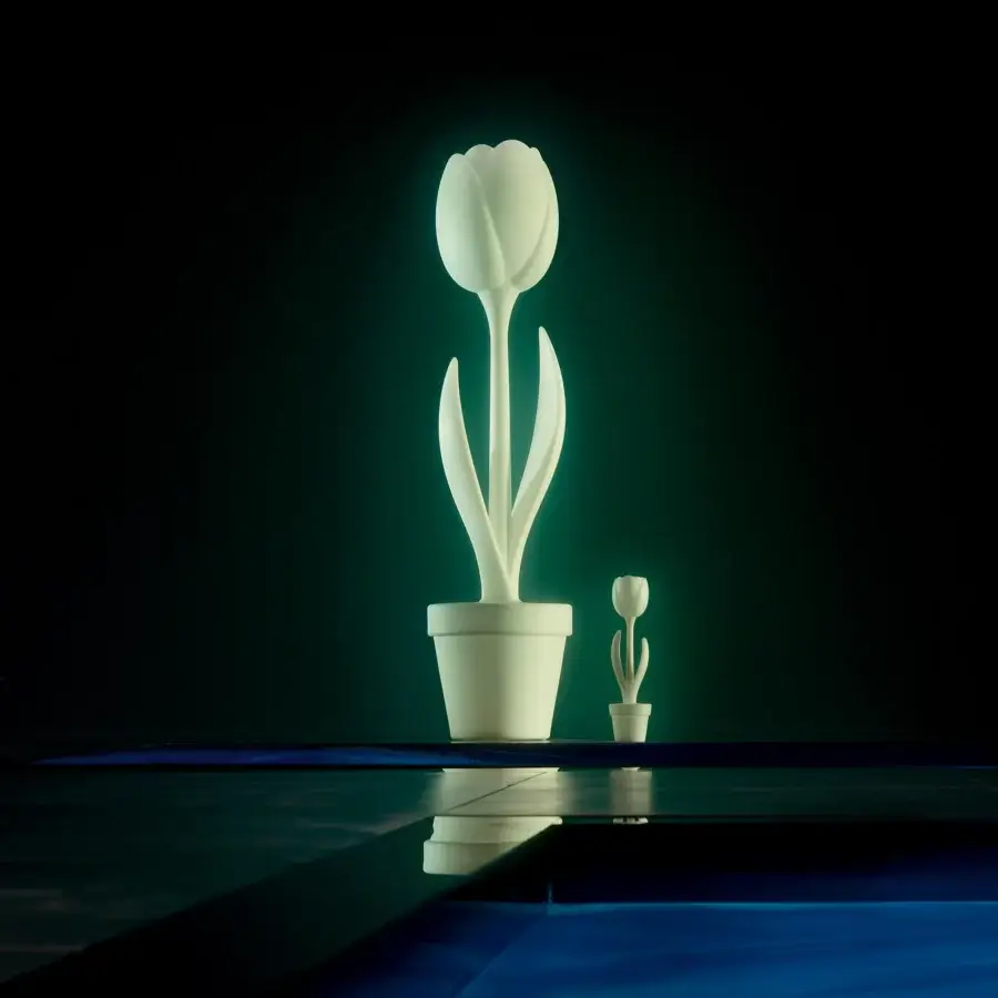 Distinguished More Design Tulip XL floor lamp crafted in off-white Poleasy® with smooth flowing lines and subtle internal glow