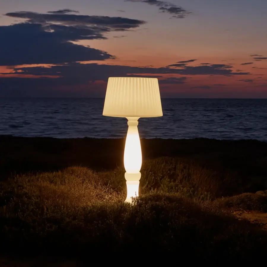 Superior MY YOUR Agata floor lamp crafted in durable plastic with a smooth, slightly textured finish and pleated lampshade