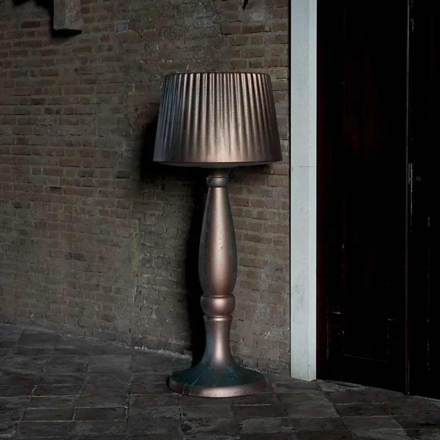 Superior MY YOUR Agata floor lamp crafted in durable plastic with an oxidized finish and captivating copper tone gradients