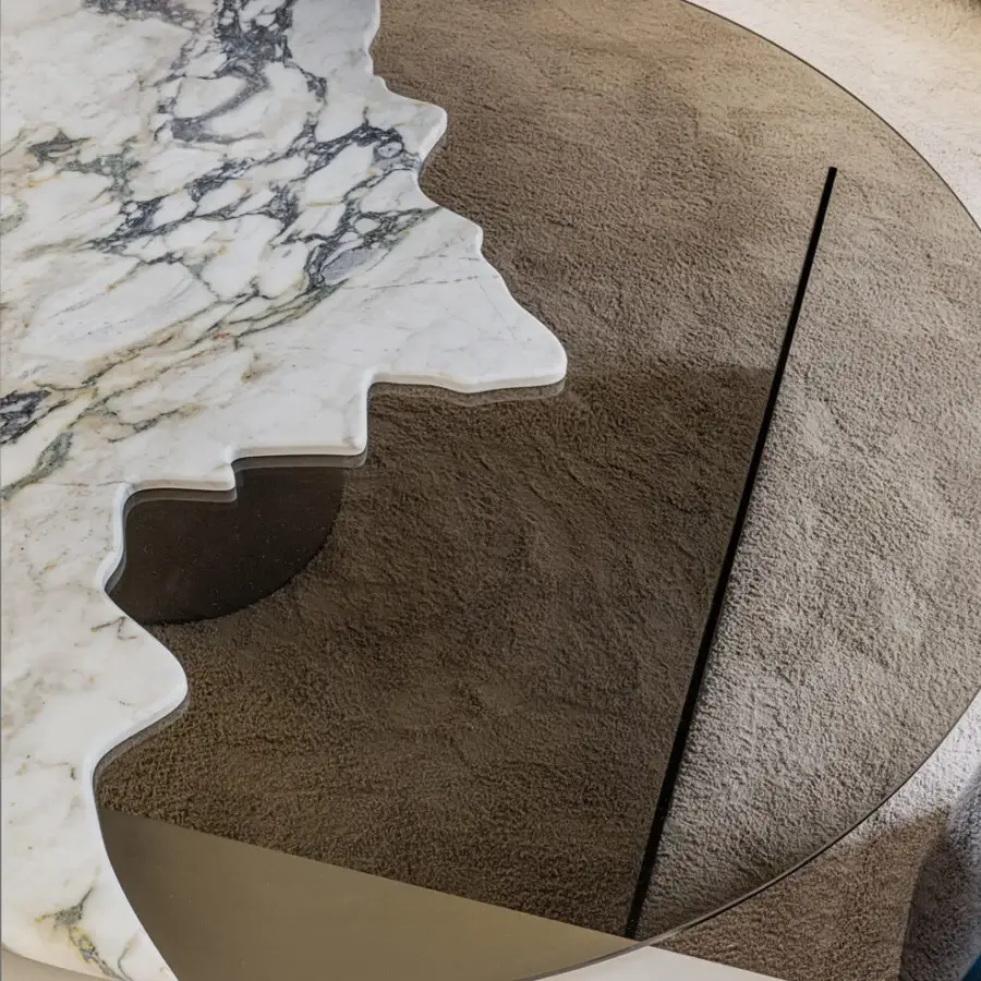 Exceptional Shake Capri coffee table with sculpted white marble base and transparent tempered glass construction