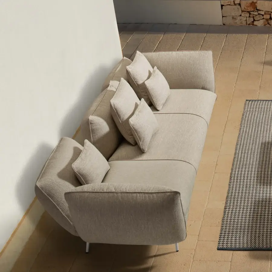 Exceptional MY YOUR Piuma sofa with aluminum structure and matte woven outdoor fabric upholstery featuring highlighted stitching
