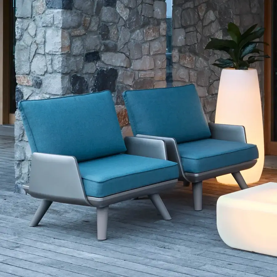 Exceptional MY YOUR Samurai lounge chair crafted with water-repellent outdoor fabrics and a durable Poleasy® structural basis in teal blue