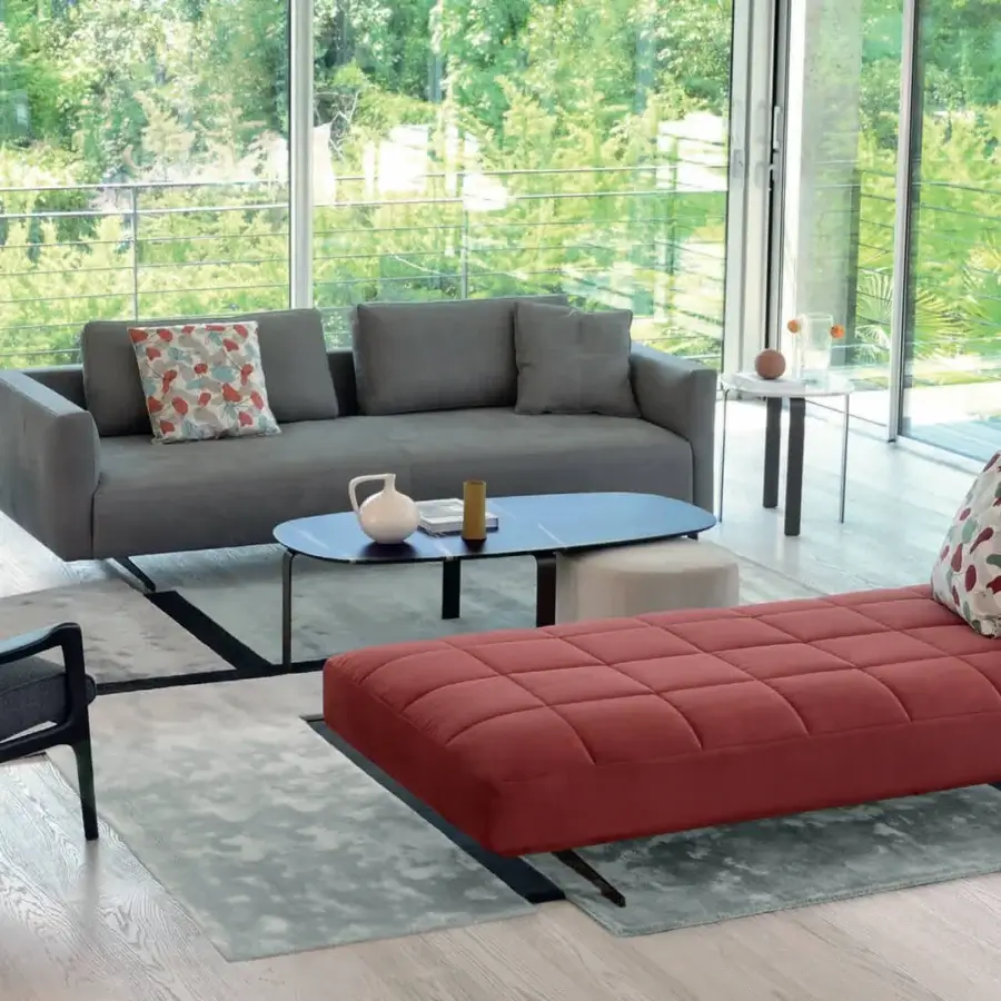 Superior CTS Salotti Allure coffee table with glossy dark marble and matte black painted steel base