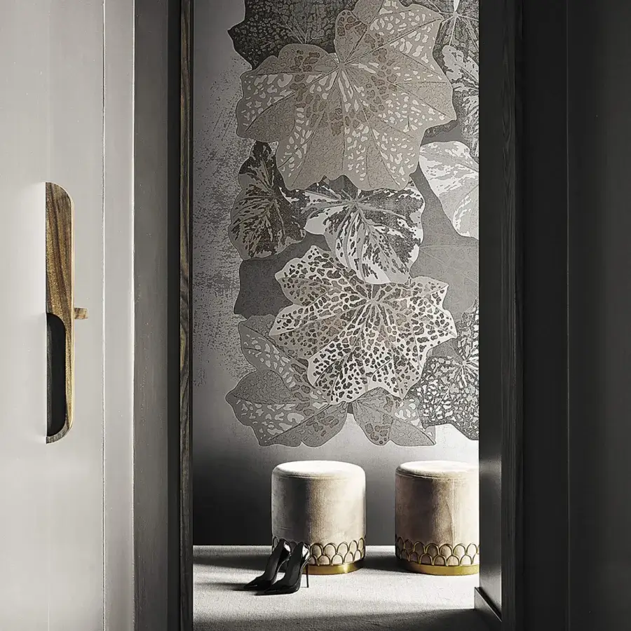 Distinguished LondonArt Autumn Poetry wallpaper exhibits a large-scale botanical design in grayscale with a subtly textured matte finish