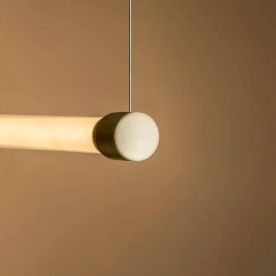 Exceptional Stillux Line 1 suspension lamp with cylindrical form and natural wood circular cap with matte finish