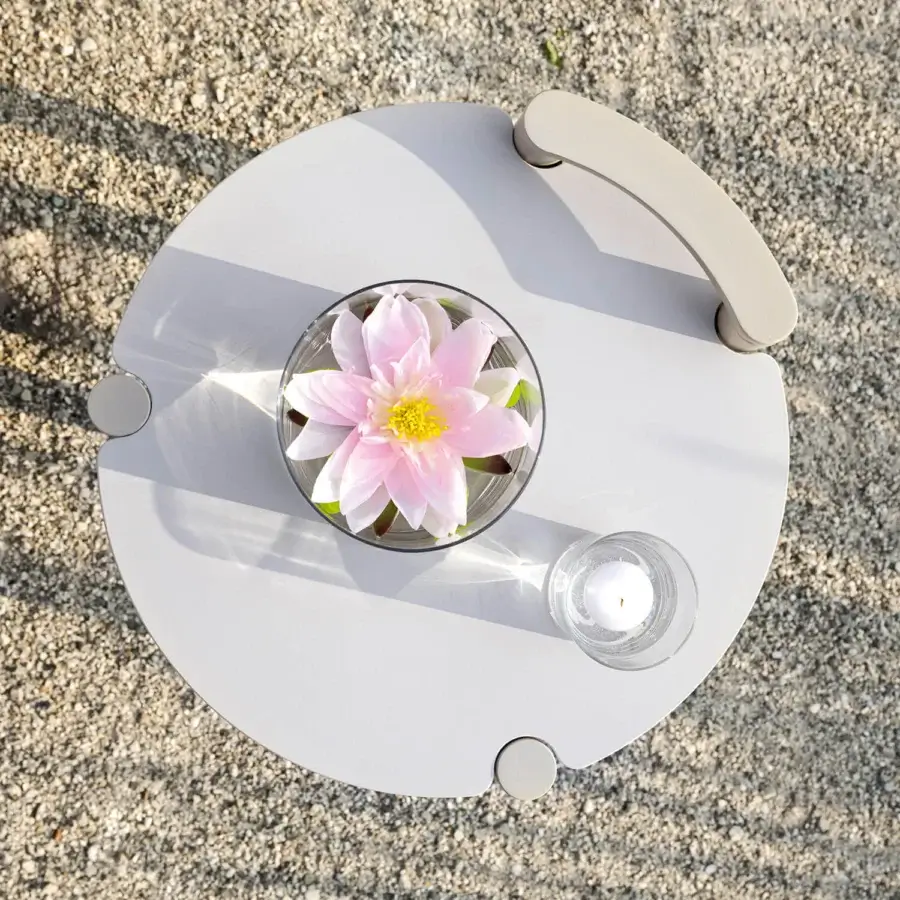 Refined Varaschin Allegra side table with painted aluminum frame and tabletop in a smooth light gray finish