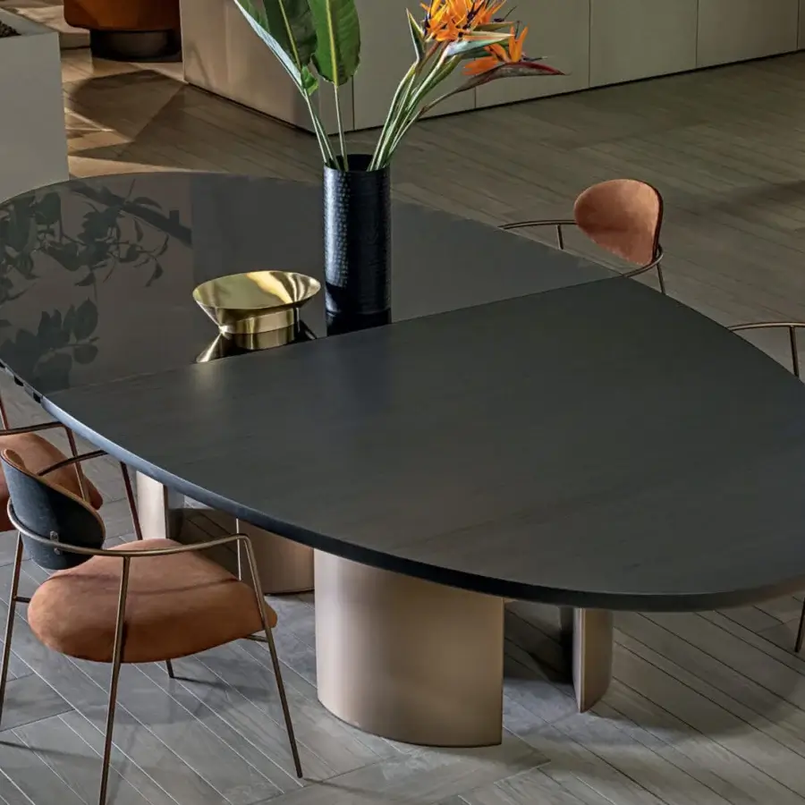 Exceptional Shake Tal table with a round base crafted from blockboard, MDF, and varnished steel with an oval charcoal tabletop built in solid ash wood and tempered glass