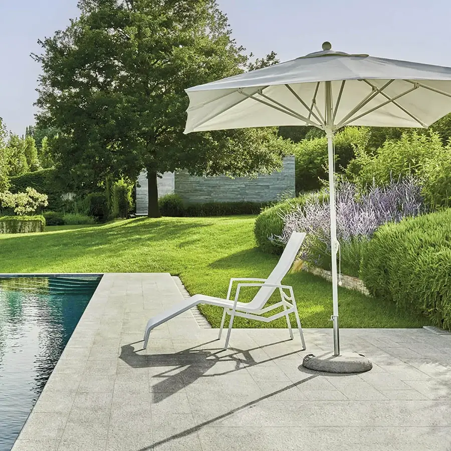 Exceptional Varaschin Victor relax lounger crafted with aluminum and comfortable perforated Batyline fabric in white for lasting quality