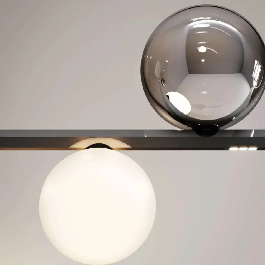 Superior Lodes Random Stick Short suspension lamp with a glossy black bar and silver-white hand-blown glass spheres crafted in Italy