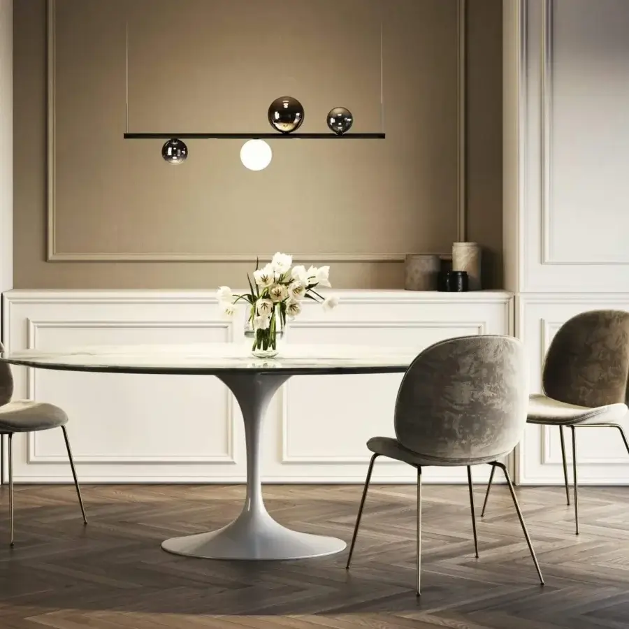 Elegant Lodes Random Stick Short suspension lamp with a matte white bar and smooth metallic spheres