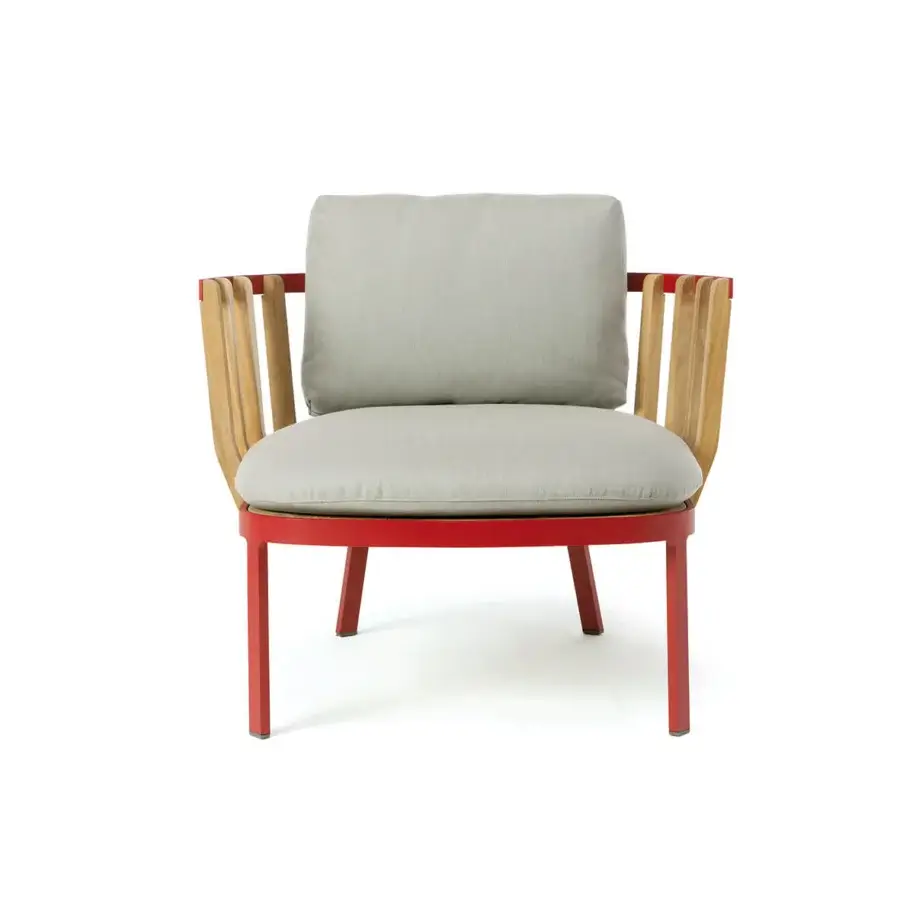 Distinguished Ethimo Swing lounge chair with reddish architectural metal and precisely arranged teak slats in a light gray finish